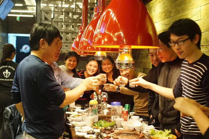 Meat Plus Trung Hòa: Số B1 Nguyễn Thị Thập, KĐT Trung Hòa Nhân Chính, Q. Cầu Giấy, Hà Nội.
